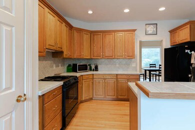 1777 Tacky Point Ext-small-006-015-Wadma