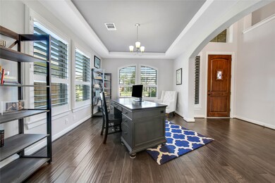 28058 Drifters Bend Dr, Spring, TX 77386 - photo 4