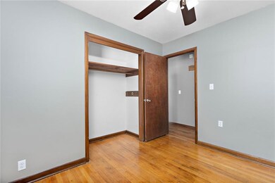 808 NW North Summit Cir, Blue Springs, MO 64015 - photo 5