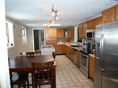 60 Salisbury Rd, Chepachet, RI 02814 - photo 5