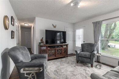 2924 Linda Dr, New Albany, IN 47150 - photo 4