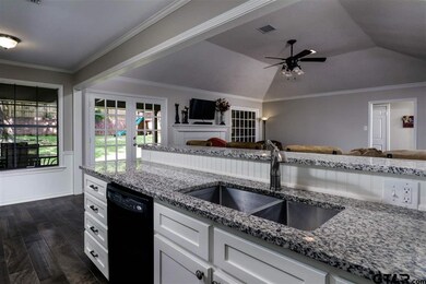 3401 Brookside Dr, Tyler, TX 75701 - photo 6