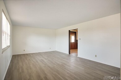 304 Marcella Ln, Cridersville, OH 45806 - photo 4