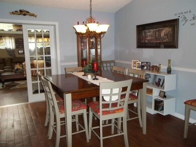 20152 SW Cardinal Ave, Dunnellon, FL 34431 - photo 5