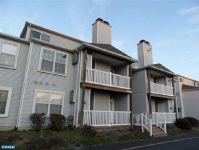 2008 Waters Edge Dr unit 2008, Newark, DE 19702 - photo 3