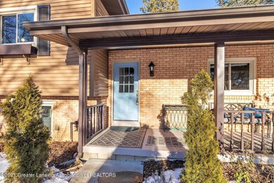 06-4682 Huron Hill Dr-WindowStill-Real-E