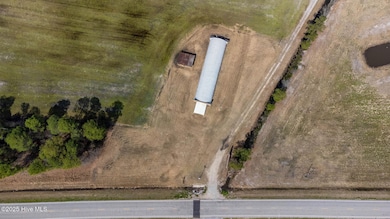 11394 N Carolina 41, Bladenboro, NC 28320 - photo 2