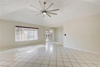 6651 Bubbling Brook Dr unit A, Las Vegas, NV 89107 - photo 4