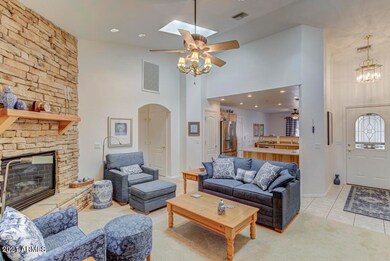 Living Room (2)