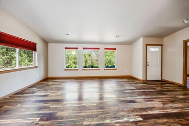 1090 Saratoga Way, Grants Pass, OR 97526 - photo 6