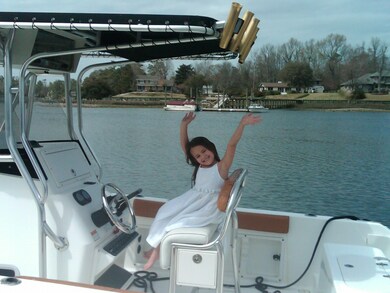 A Boaters dream location!