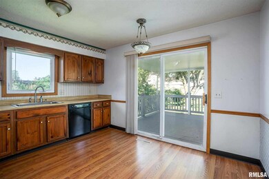 712 Franklin Ave, Davenport, IA 52806 - photo 3