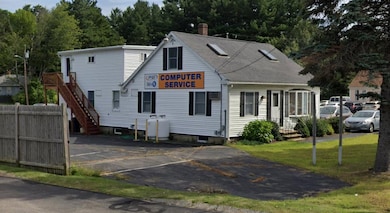 19 Weeks Ln, Dover, NH 03820 - photo 2