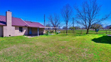 909 Baker Rd, Rosenberg, TX 77471 - photo 4