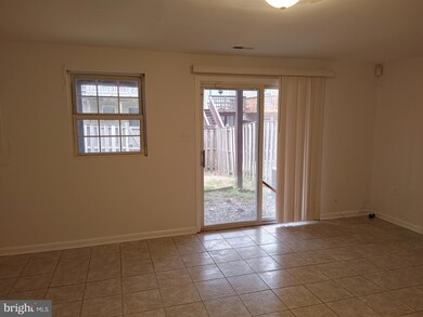 3405 Tuckahoe Ct, Dumfries, VA 22026 - photo 3