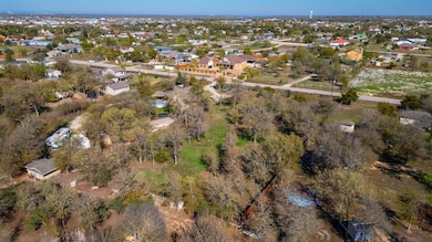 185 Monterrey Hills Dr, Del Valle, TX 78617 - photo 4