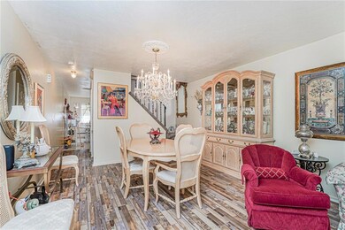 516 Medina St, Staten Island, NY 10306 - photo 5