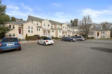 39 Lamplighter Ln unit 39, South Easton, MA 02375 - photo 6