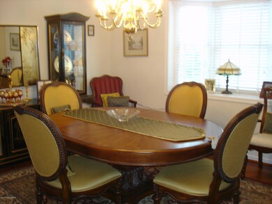 33 Green Briar Dr, Dallas, PA 18612 - photo 6