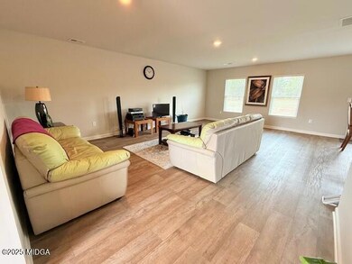 131 Caroline Ct, Macon, GA 31210 - photo 6