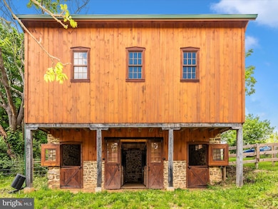 2701 Turner Dr, Manchester, MD 21102 - photo 4