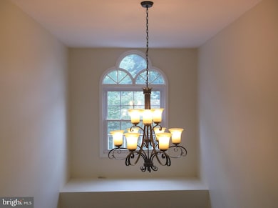 2973 Mother Well Ct, Herndon, VA 20171 - photo 2