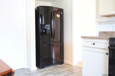 123 van Schoick Ave, Albany, NY 12209 - photo 3