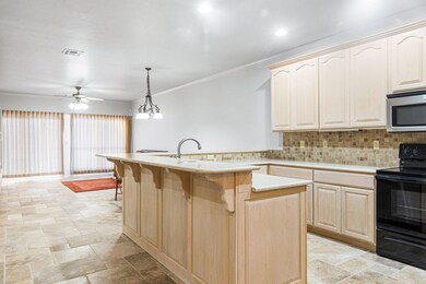 7-web-or-mls-QC-9831