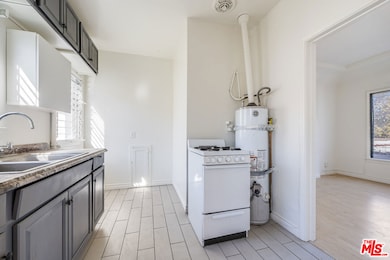 805 N Poinsettia Place, Los Angeles, CA 90046 - photo 7