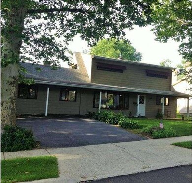 11 Quarter Turn West Rd, Levittown, PA 19057 - photo 3