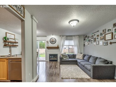 2514 E 2nd St, Newberg, OR 97132 - photo 5