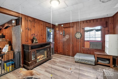 611 W Main Street Extension, Lincolnton, NC 28092 - photo 6