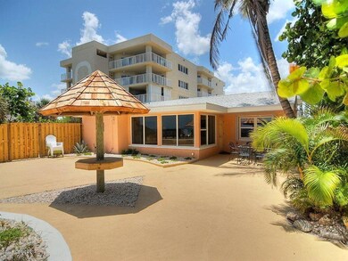 3/3 Beachhouse