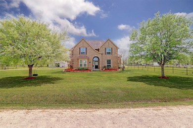 3005 Lago St, Alvin, TX 77511 - photo 2