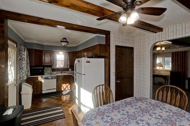 68 7th Ave, Chicopee, MA 01020 - photo 3