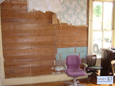 510 W Hopkins St, San Marcos, TX 78666 - photo 4