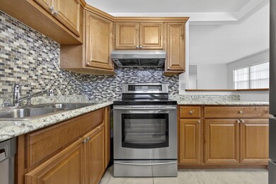 136 Somerset G, West Palm Beach, FL 33417 - photo 6