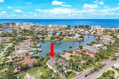 384 Mooring Line Dr, Naples, FL 34102 - photo 7