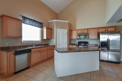 102 Corcoran Dr int-6