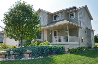 445 Prairie Grass Rd, Oregon, WI 53575 - photo 2