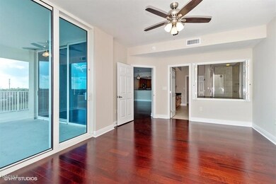 11_2668BEACHBLVD801_2011_LowRes