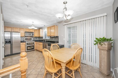 15 Alton St unit 10, Lowell, MA 01852 - photo 5