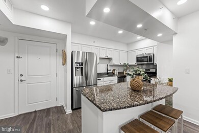 The Aurora Condominiums unit 610, Silver Spring, MD 20910 - photo 2