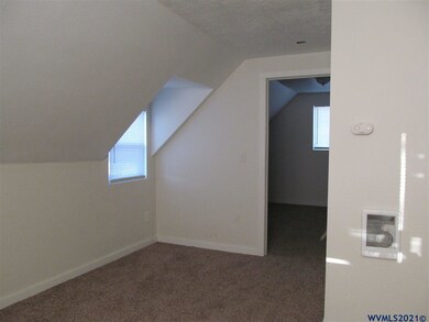 116 SW Railroad St, Sheridan, OR 97378 - photo 7