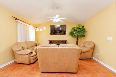 3967 Meadow Ridge Ct, Asheboro, NC 27205 - photo 5