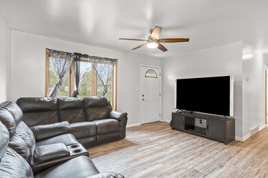 724-Andrus-6