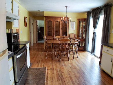 9 Wilkele Rd, Sandown, NH 03873 - photo 5