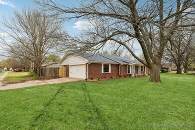 1901 W Indianola St, Broken Arrow, OK 74012 - photo 3