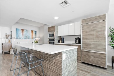 Icon Bay unit 3106, Miami, FL 33137 - photo 7