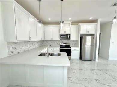 2100 Selena St unit 2, Mission, TX 78572 - photo 5